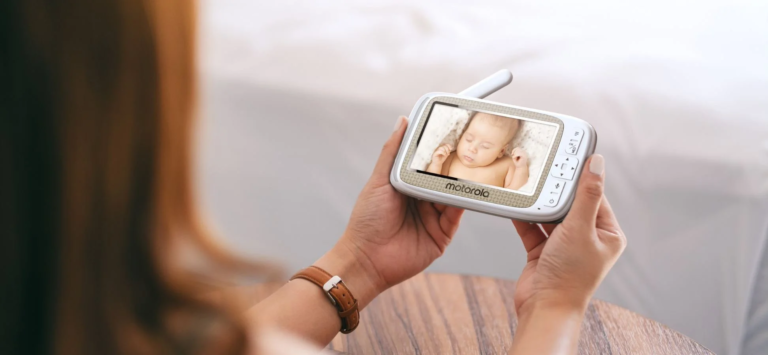 What Makes Smart Baby Monitors Different From Traditional Monitoring Systems